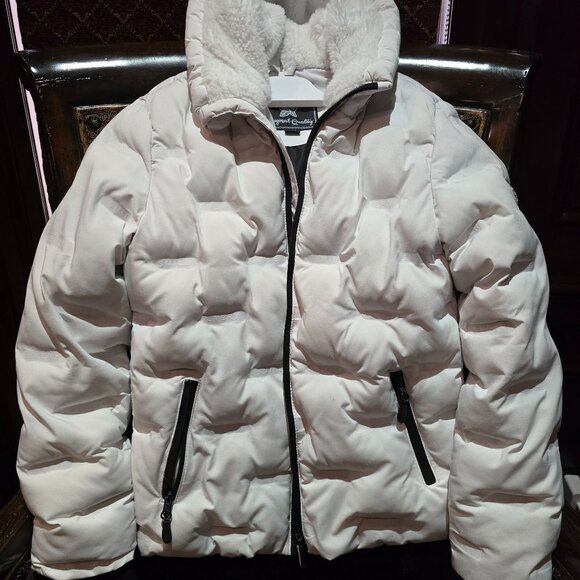 Girls Rule White Puffer / winter Jacket - Picture 1 of 16